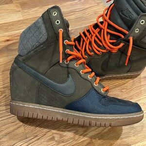 Nike Dunk Sky High Sneaker boot